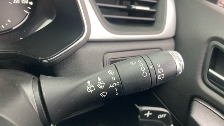 Renault Captur 1.5 dCi 115 Iconic 5dr EDC Diesel Hatchback